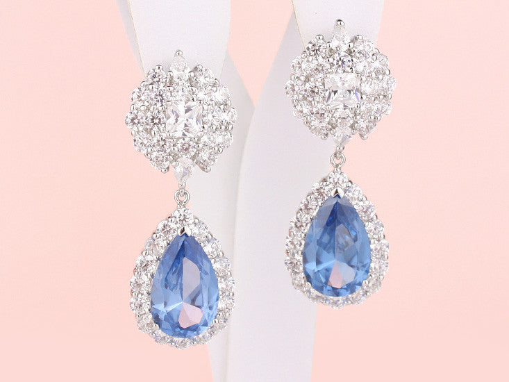 Scarlet Earrings - Light Sapphire